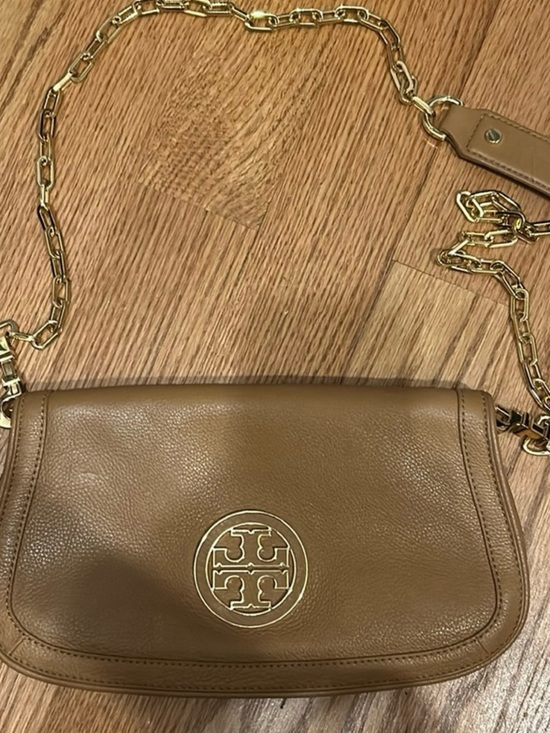 Tory Burch Handbags - Tory Burch Cognac Leather Chain Crossbody with Gold Logo